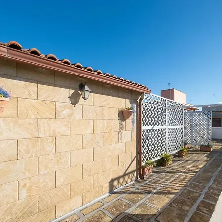 펜션 Loft Quiete - Terrazza, Comfort E Silenzio Vicino 포르토 세자레오